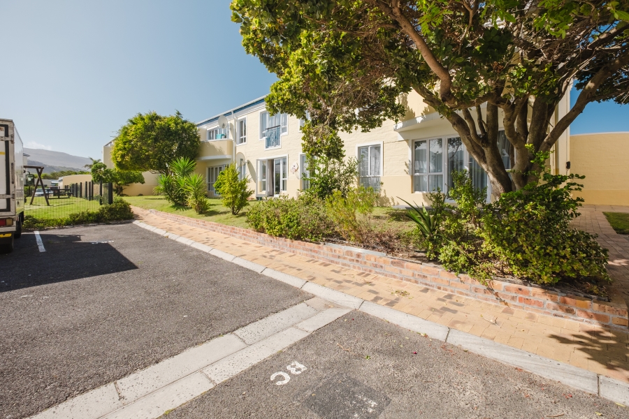 1 Bedroom Property for Sale in Sunnydale Western Cape